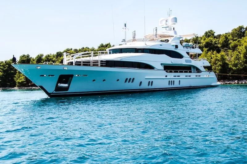 luxury boats